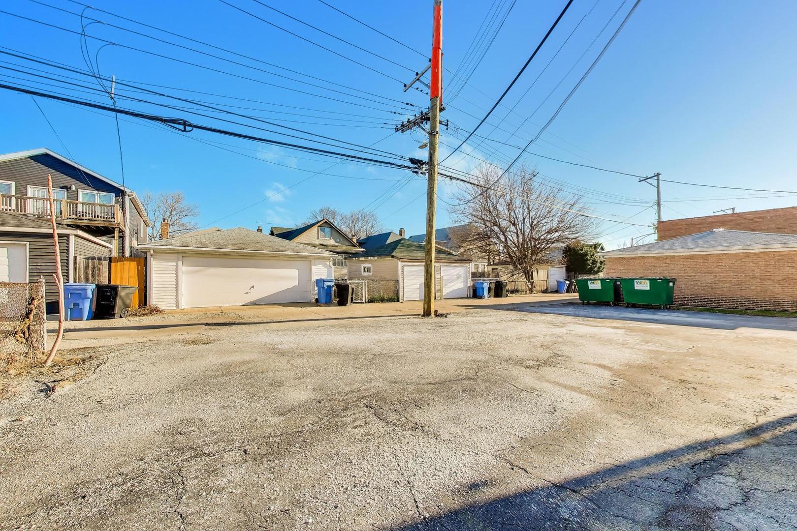 5510 West Montrose Avenue Chicago IL 60641