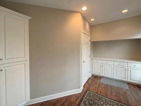 28 South 5th Street Geneva IL 60134