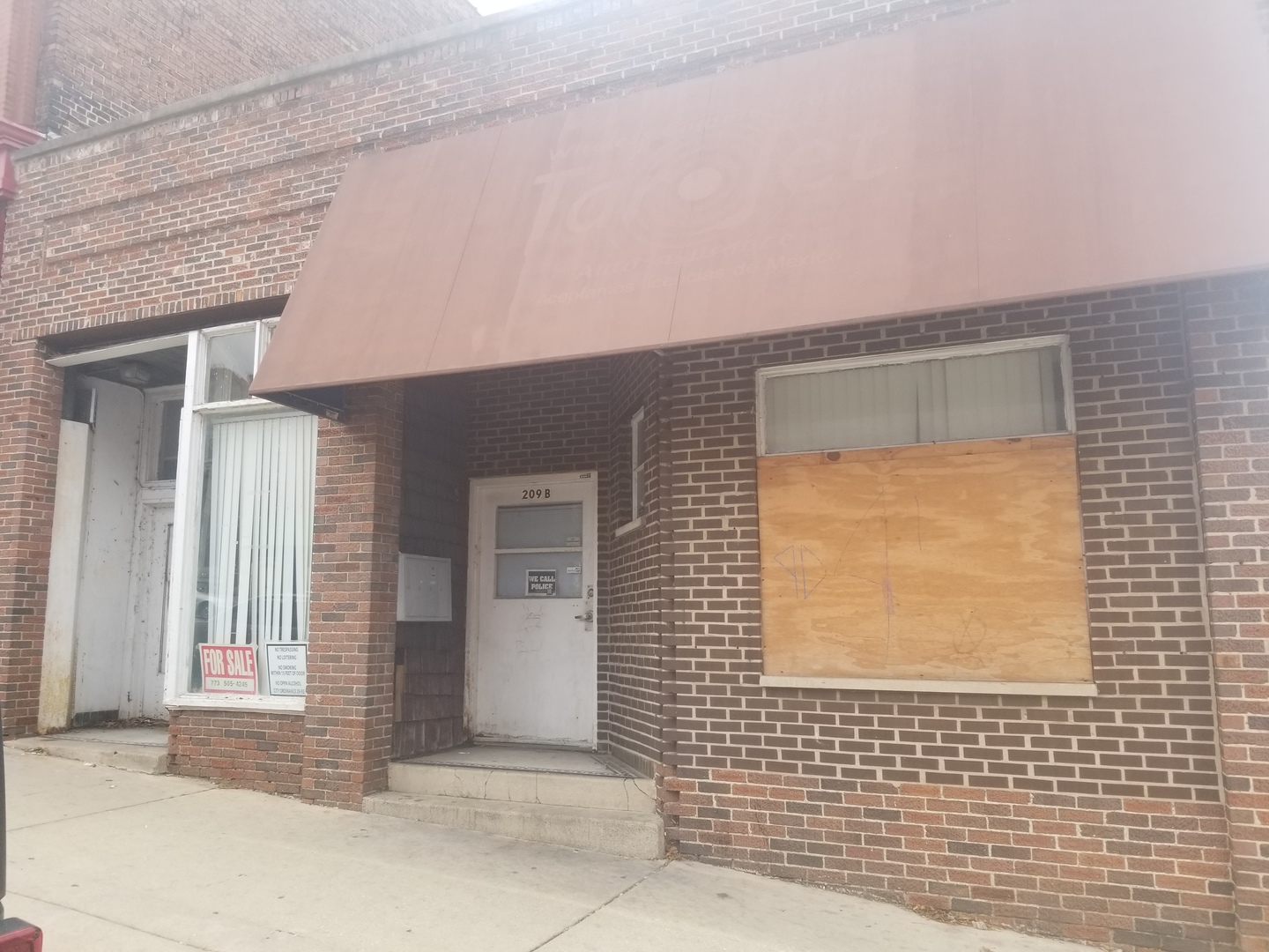 209 East Galena Boulevard Aurora IL 60505
