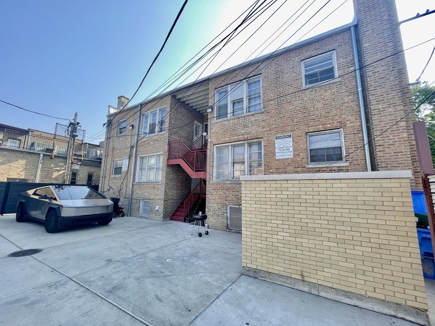 2748 North Austin Avenue Chicago IL 60639