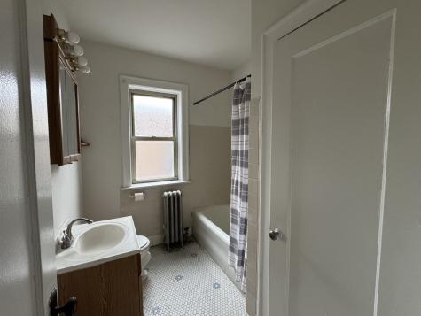 8035 South Evans Avenue Chicago IL 60619
