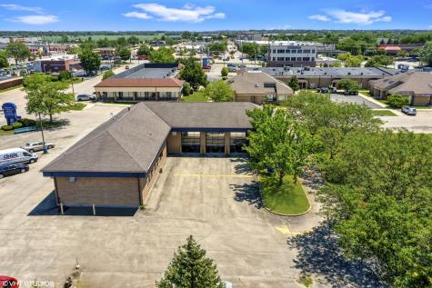 18 West Merchants Drive Oswego IL 60543