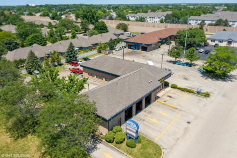 18 West Merchants Drive Oswego IL 60543