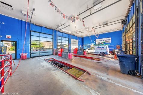18 West Merchants Drive Oswego IL 60543