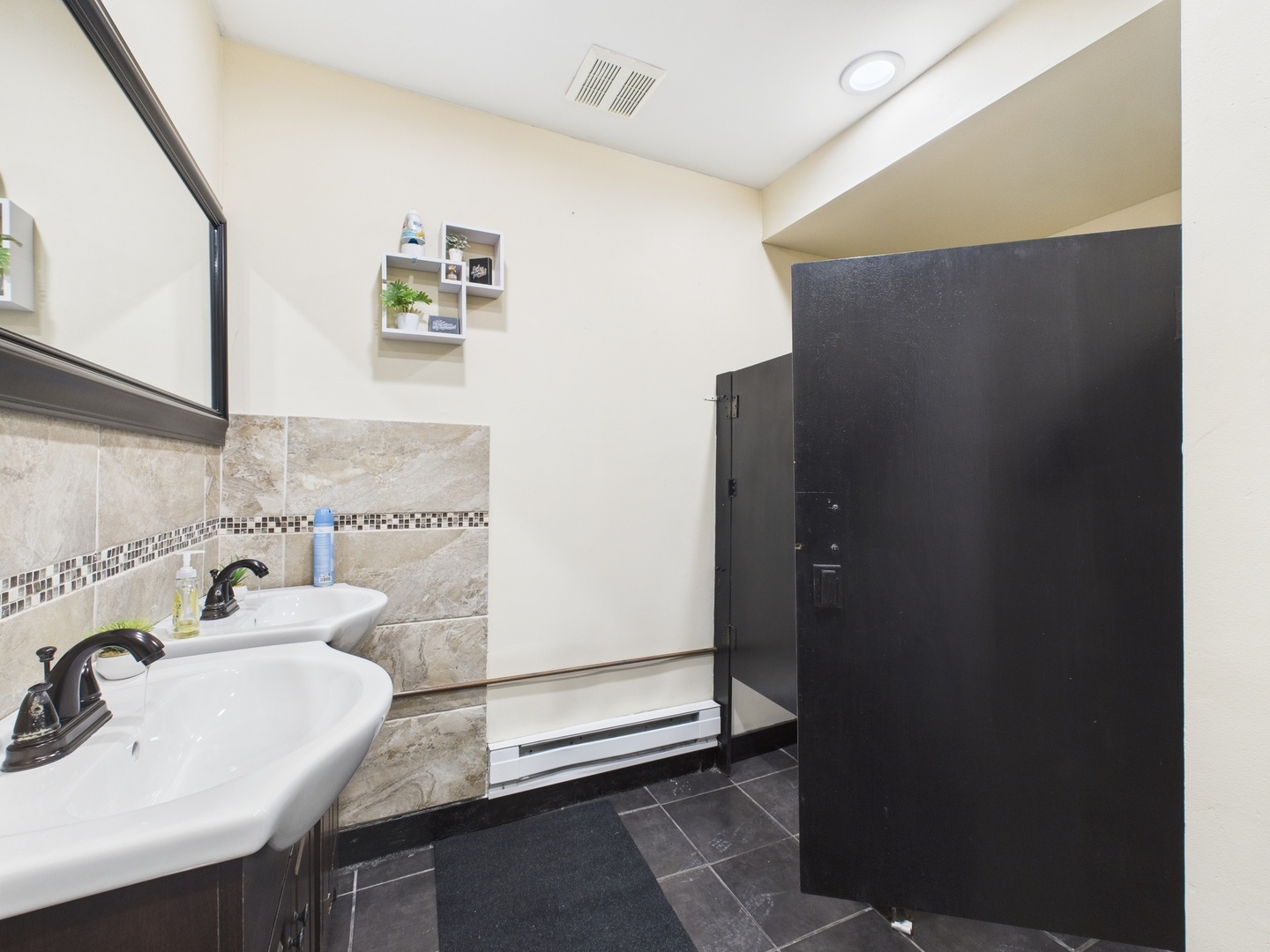 1651 North Karlov Avenue Chicago IL 60639