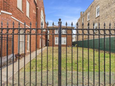 1651 North Karlov Avenue Chicago IL 60639