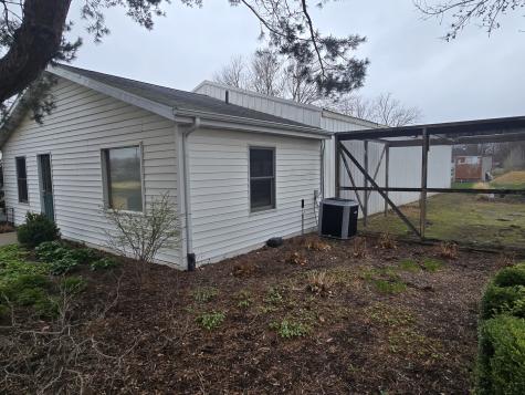 1283 Kysor Drive Byron IL 61010