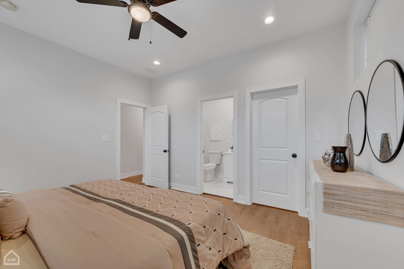 3920-34 South Calumet Avenue Chicago IL 60653