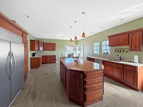 222 West Exchange Street Freeport IL 61032