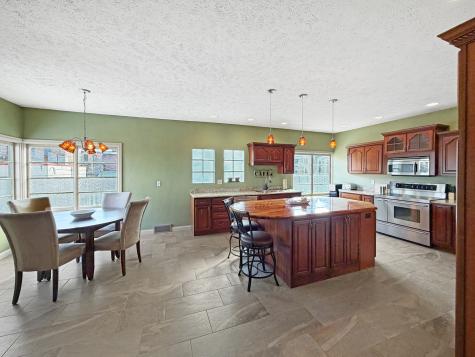 222 West Exchange Street Freeport IL 61032
