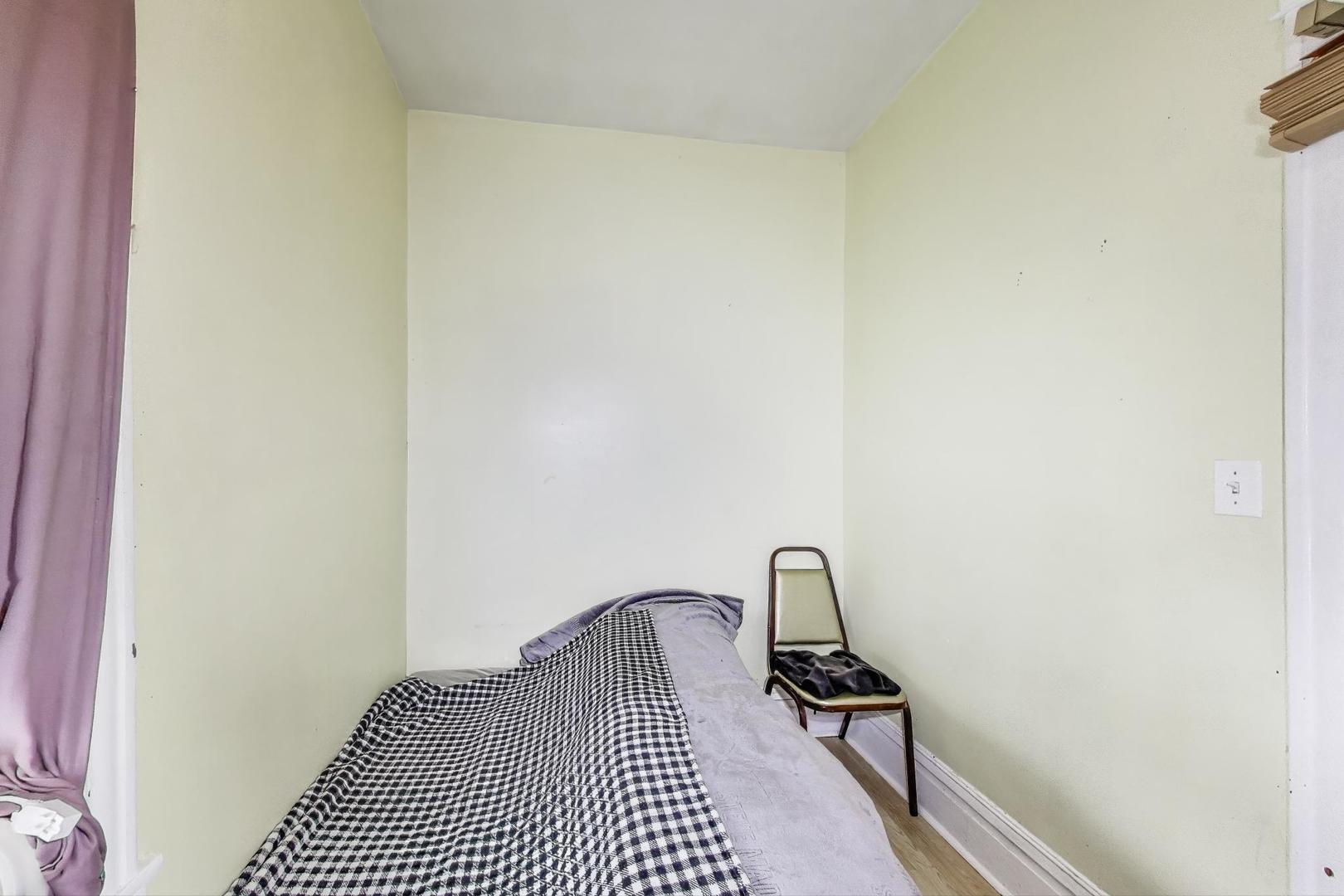 2916 West 25th Place Chicago IL 60623
