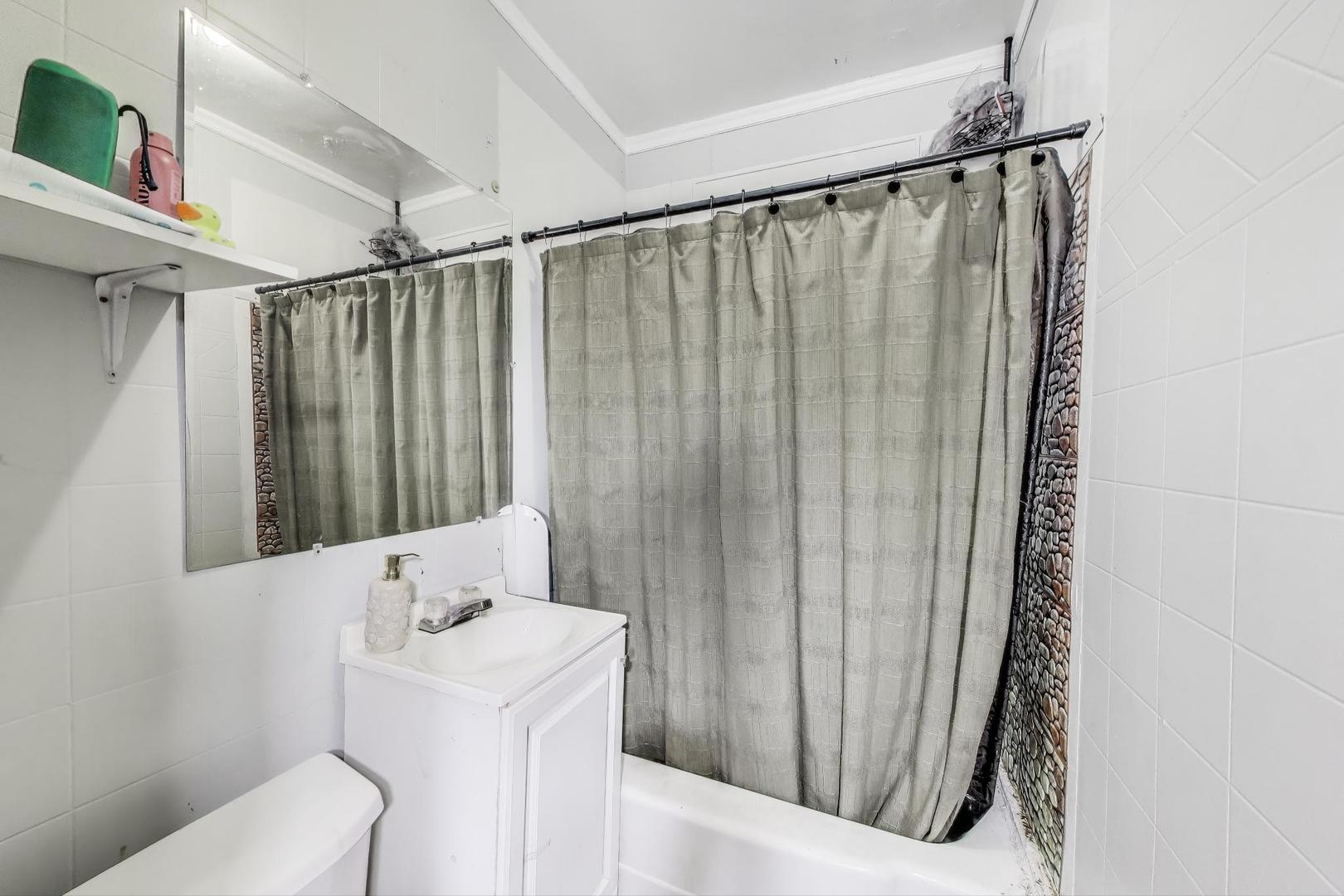 2916 West 25th Place Chicago IL 60623