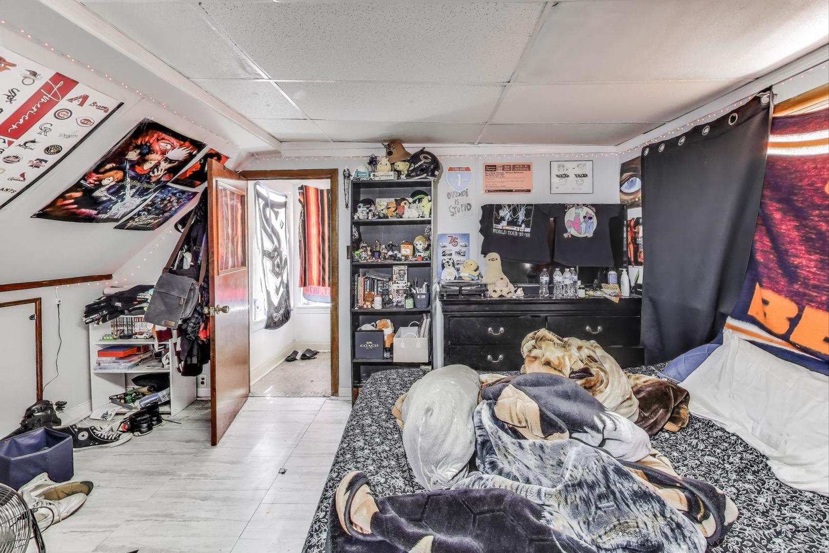 2916 West 25th Place Chicago IL 60623
