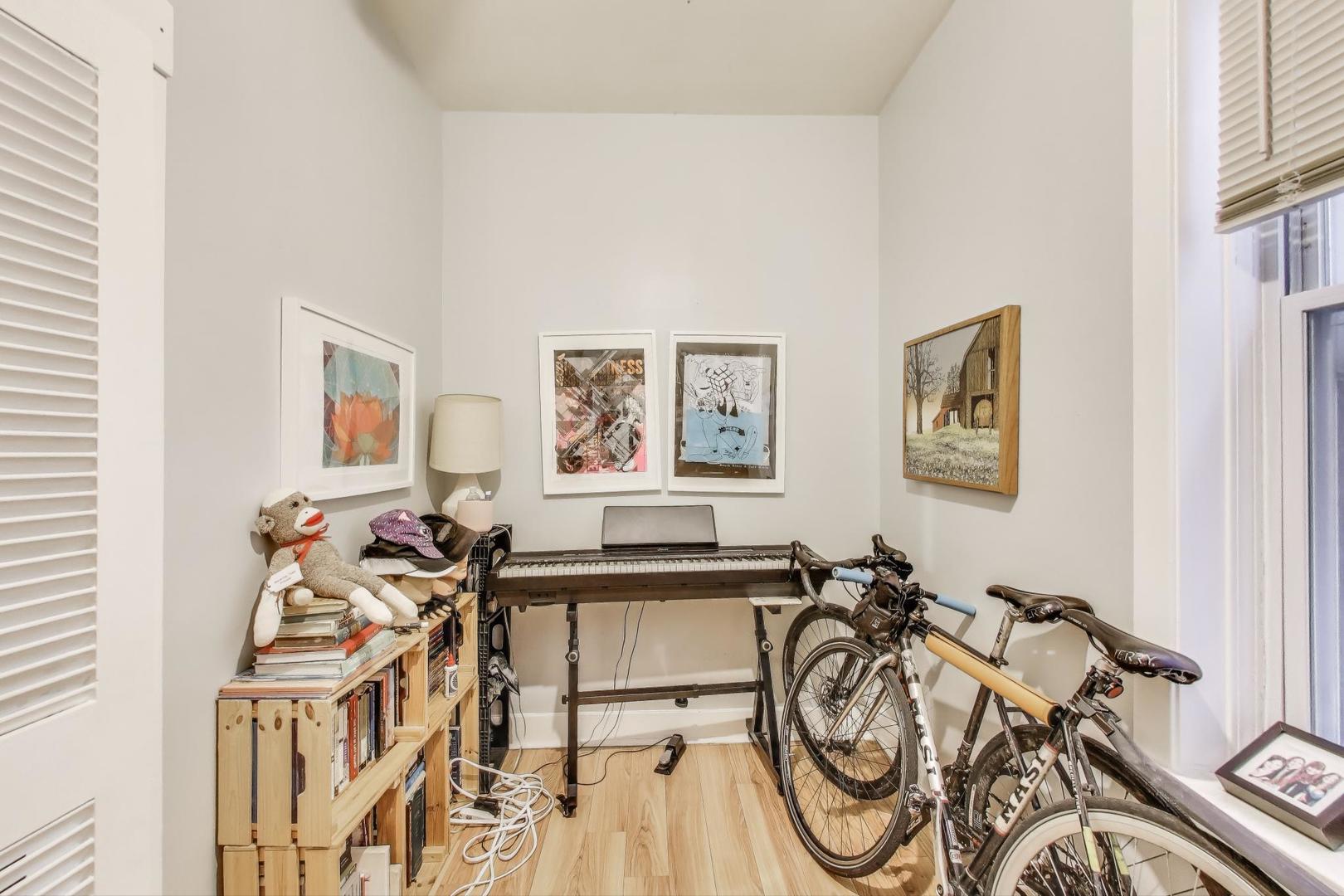 2916 West 25th Place Chicago IL 60623