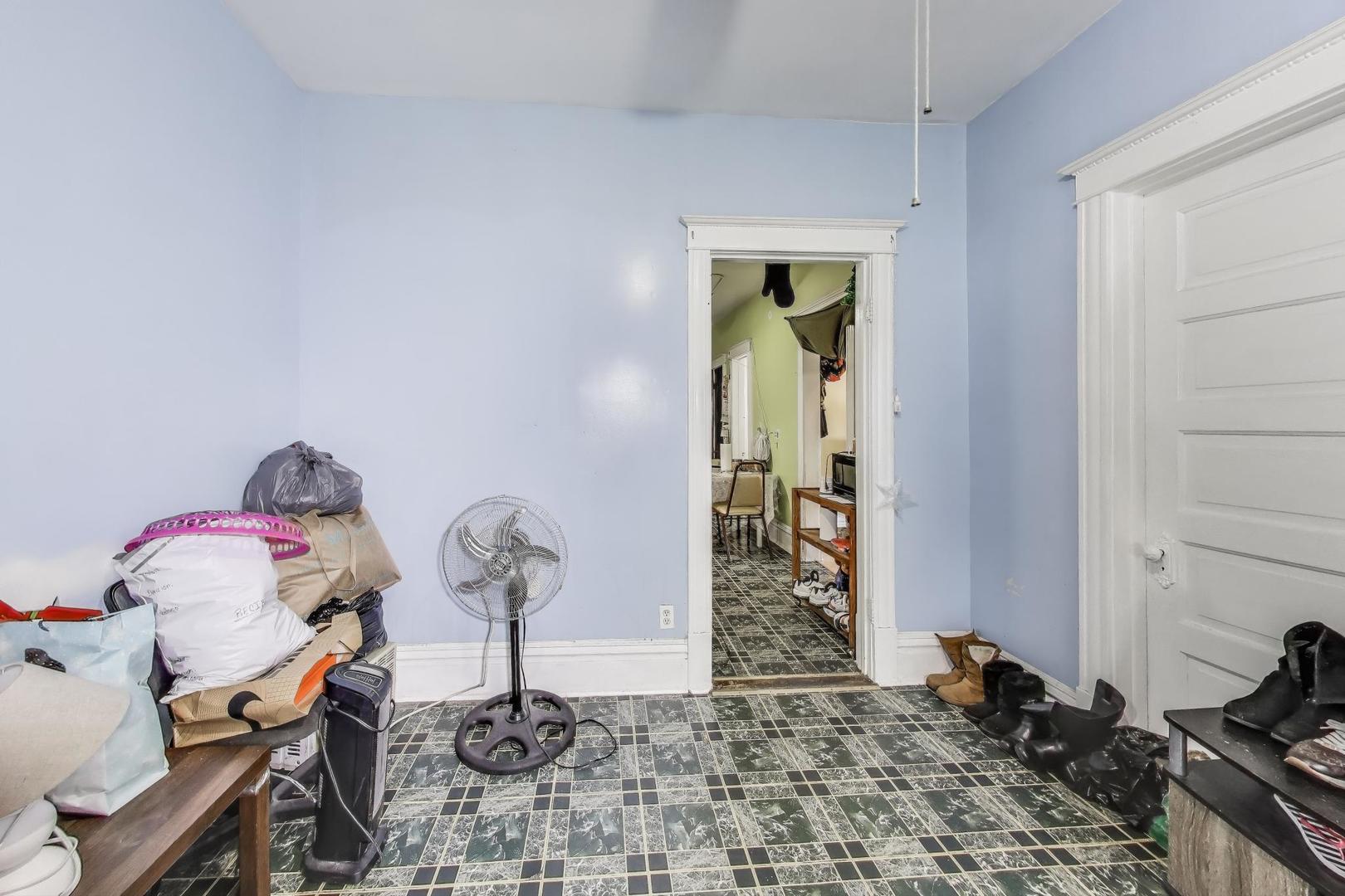 2916 West 25th Place Chicago IL 60623