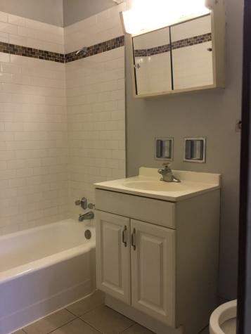 6721 175TH Street Tinley Park IL 60477
