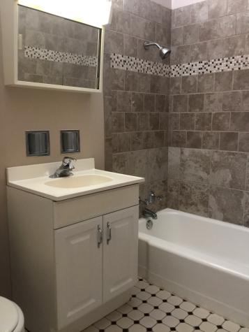 6721 175TH Street Tinley Park IL 60477