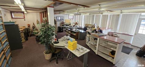120 South Broadway Avenue Salem IL 62881