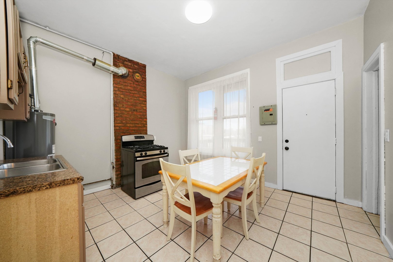 2140 West Cermak Road Chicago IL 60608