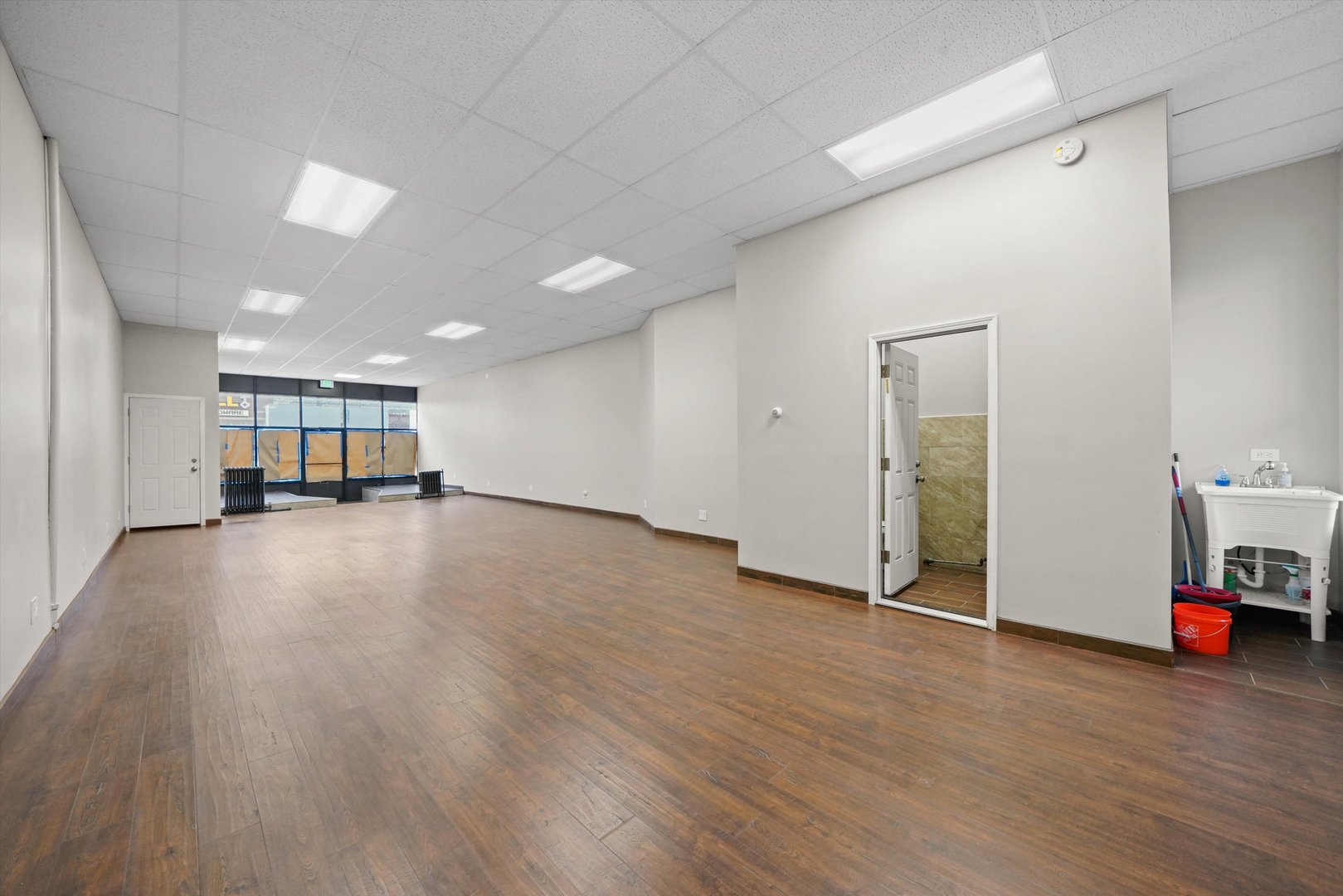 2140 West Cermak Road Chicago IL 60608