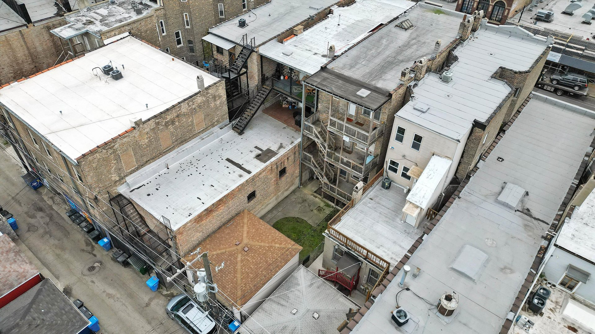 2140 West Cermak Road Chicago IL 60608