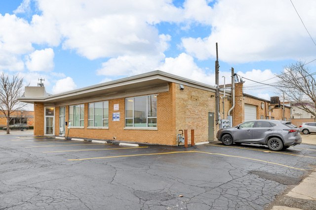 8301 Skokie Boulevard Skokie IL 60077