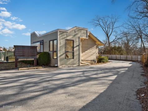 1815 Dundee Road Northbrook IL 60062
