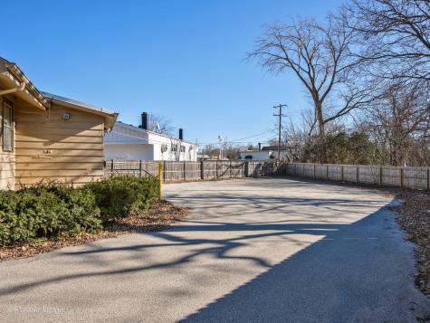 1815 Dundee Road Northbrook IL 60062
