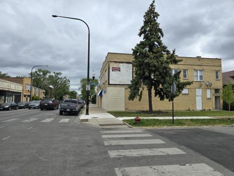 5154 West Wolfram Street Chicago IL 60641
