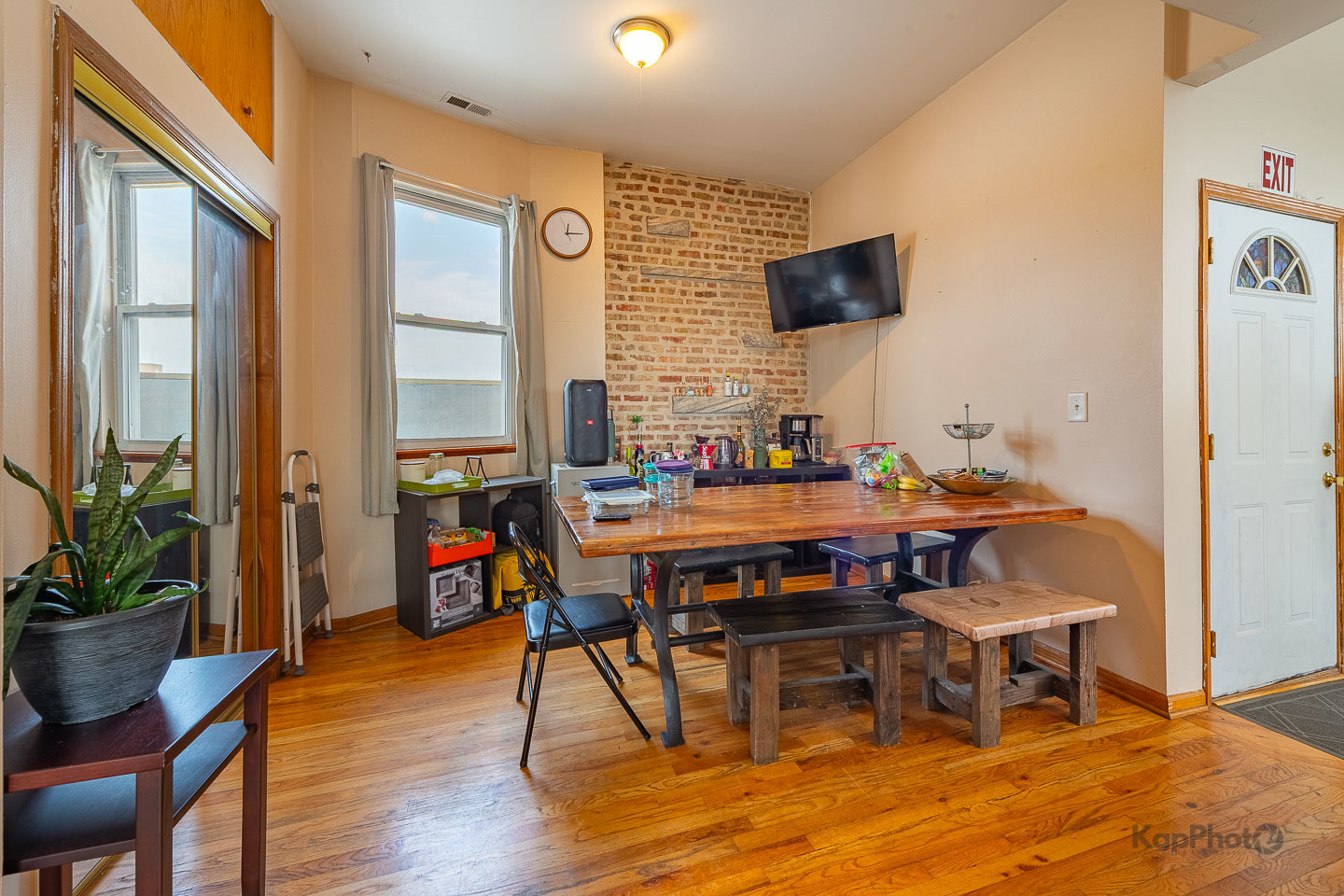 601 West 47th Street Chicago IL 60609
