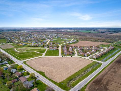 NW Corner 176 and Center Drive - Lot C Deerpass Meadows Marengo IL 60152