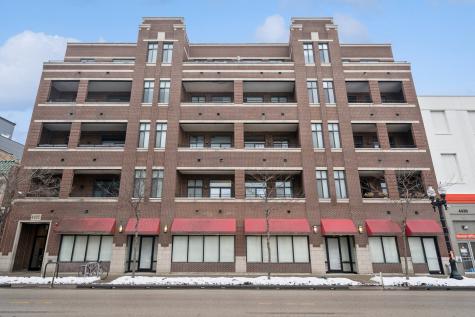 4422 North Clark Street Chicago IL 60640