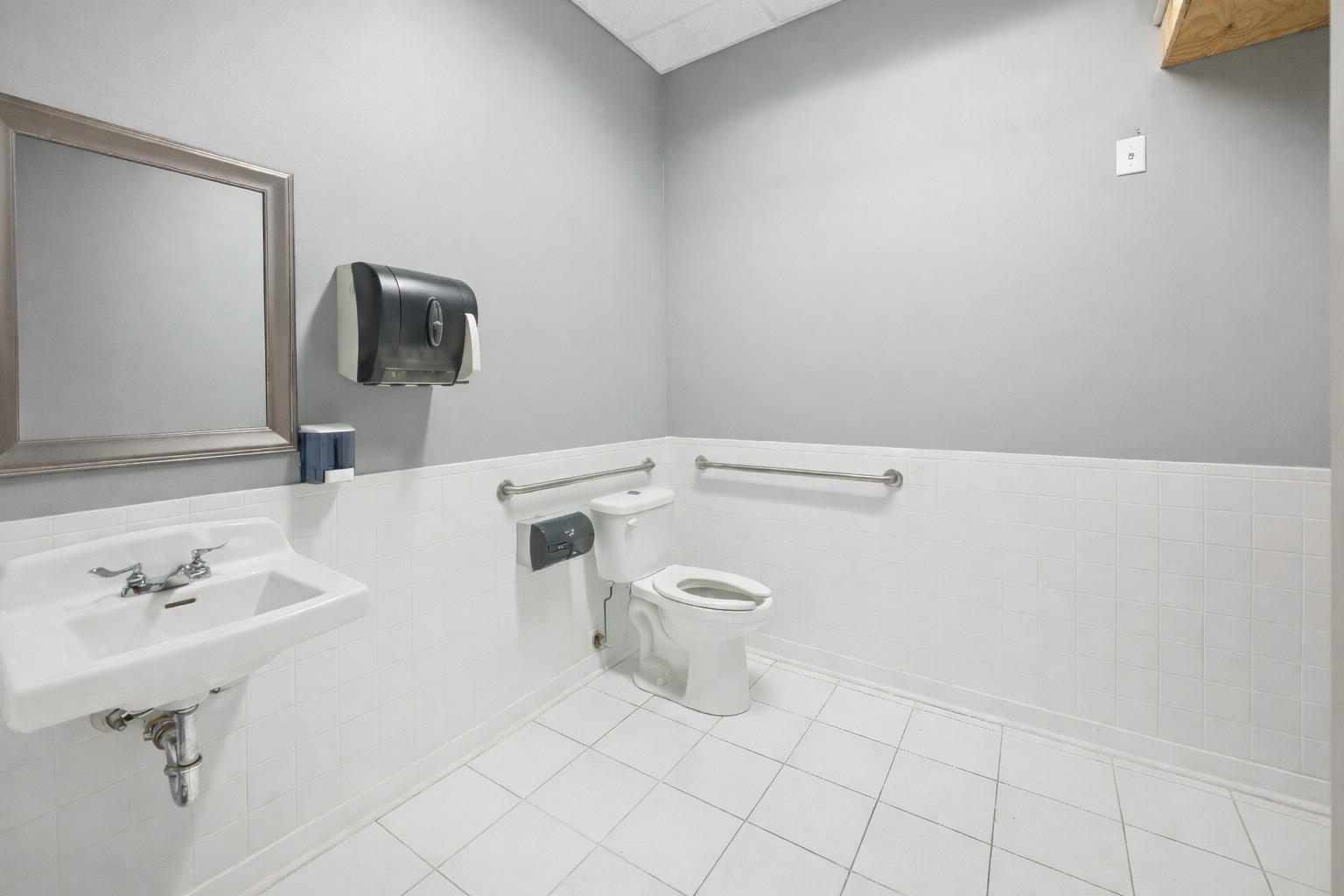4422 North Clark Street Chicago IL 60640