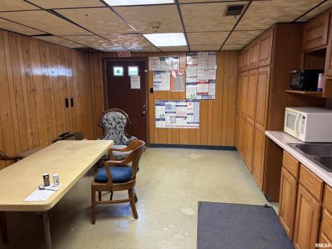 308 South Court Street Marion IL 62959