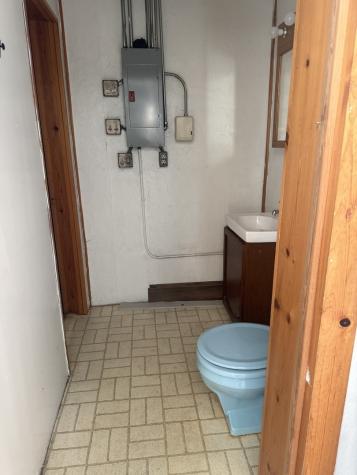 221 West Galena Avenue Freeport IL 61032