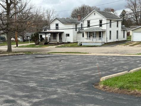 221 West Galena Avenue Freeport IL 61032