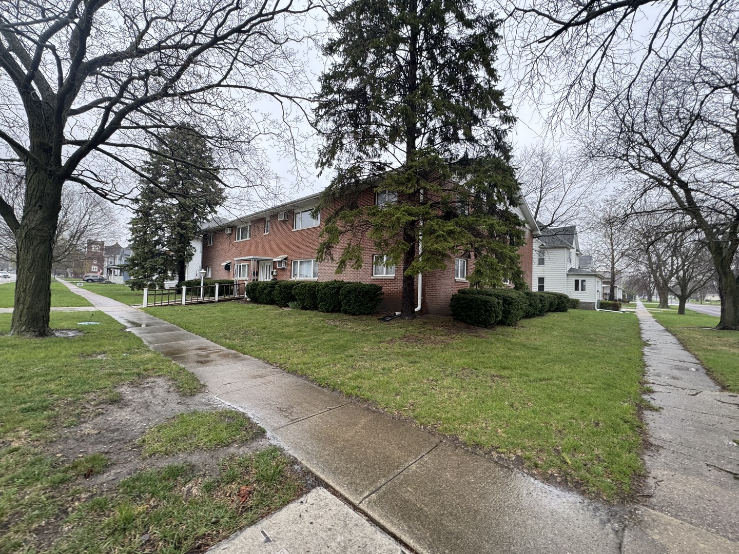 210 East 9th Street Gibson City IL 60936