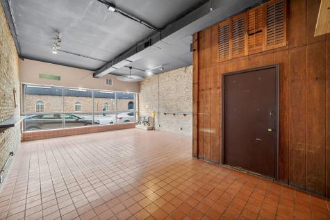 4369 North Elston Avenue Chicago IL 60641