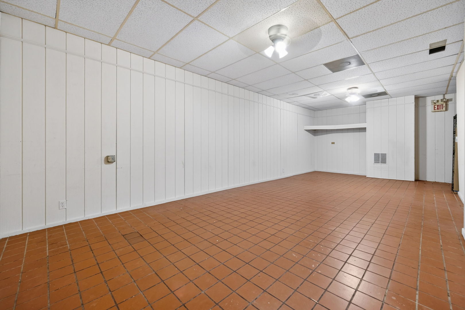 4369 North Elston Avenue Chicago IL 60641