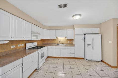 4369 North Elston Avenue Chicago IL 60641