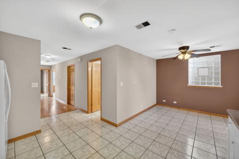 4369 North Elston Avenue Chicago IL 60641