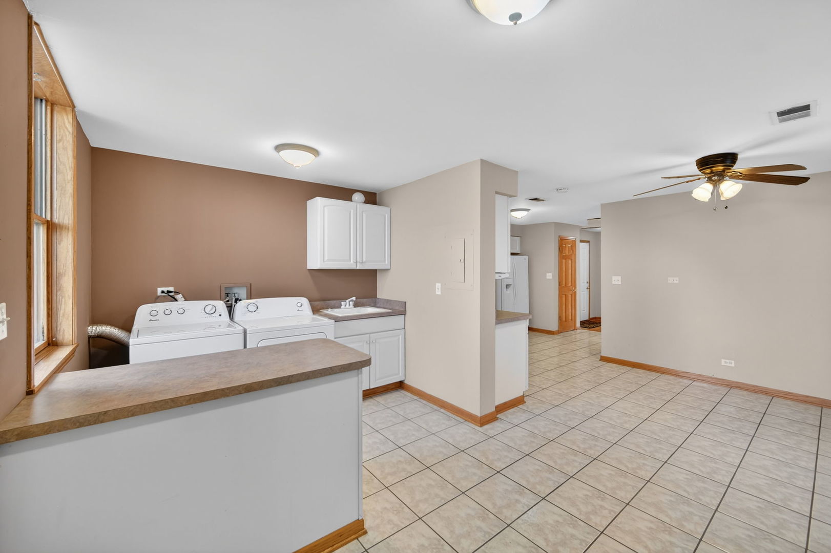 4369 North Elston Avenue Chicago IL 60641