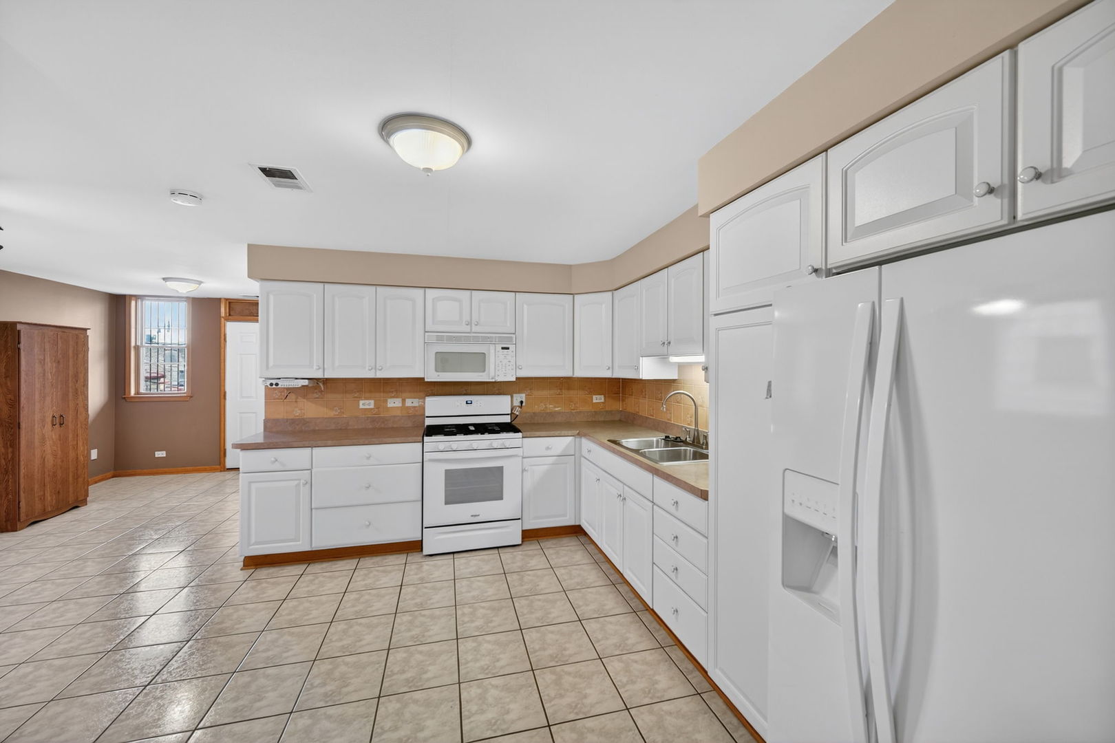 4369 North Elston Avenue Chicago IL 60641