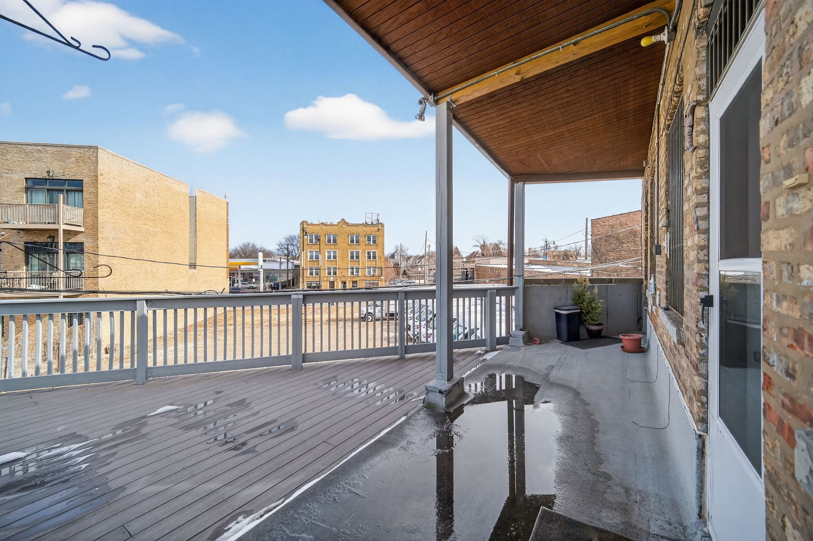 4369 North Elston Avenue Chicago IL 60641