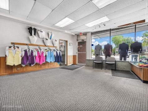 17702 Oak Park Avenue Tinley Park IL 60477