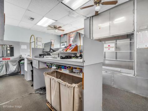 17702 Oak Park Avenue Tinley Park IL 60477