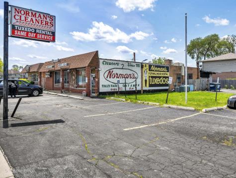 17702 Oak Park Avenue Tinley Park IL 60477