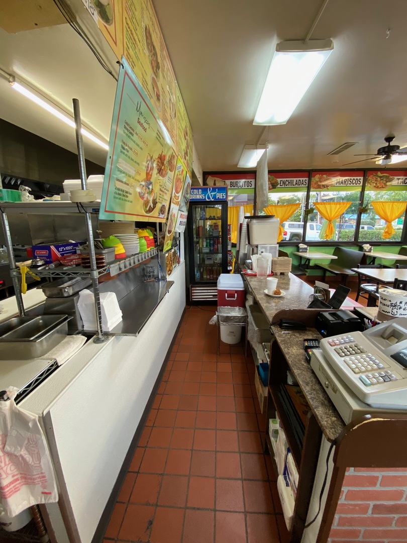 930 West Illinois Avenue Aurora IL 60506