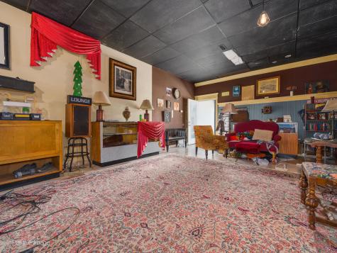5924 West Lawrence Avenue Chicago IL 60630