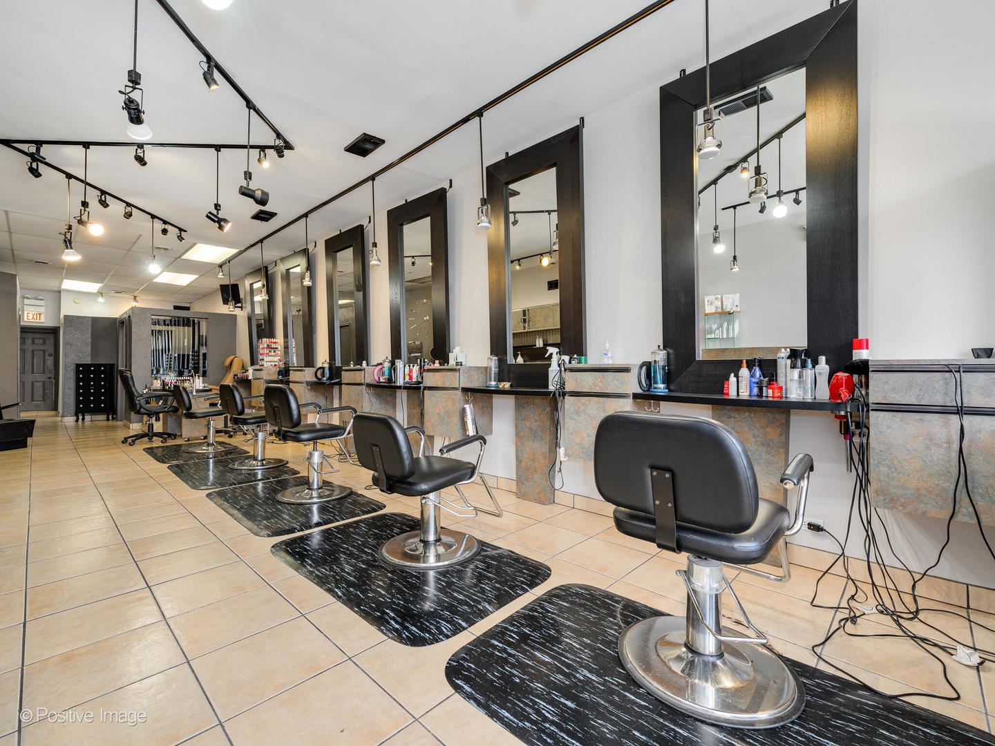 5924 West Lawrence Avenue Chicago IL 60630